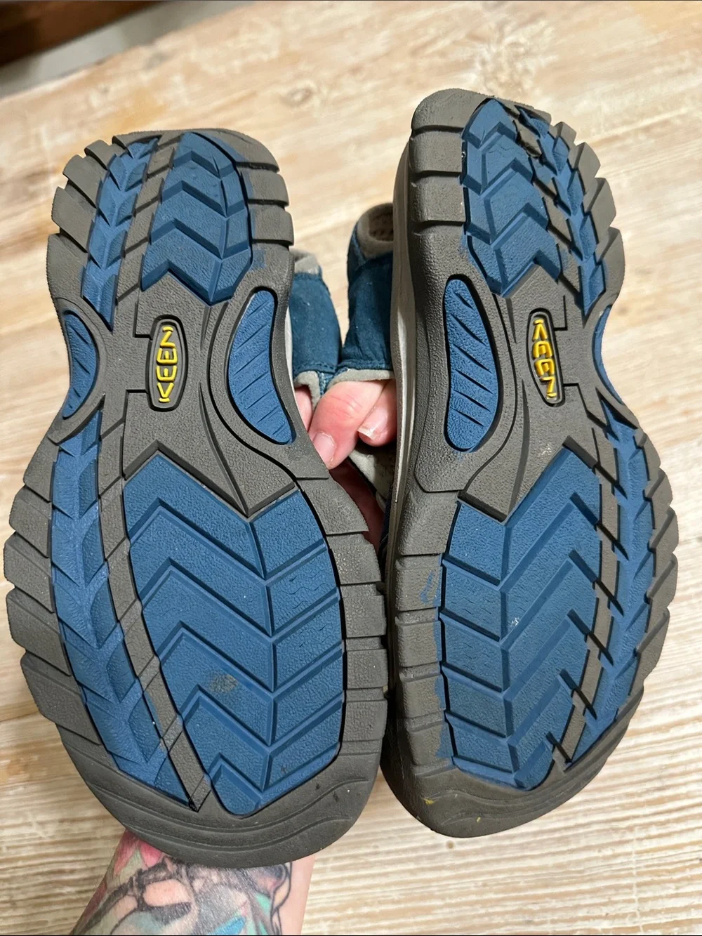 KEEN Venice H2 Sports Sandal Water Hiking Camping Shoe Teal Blue Size 7